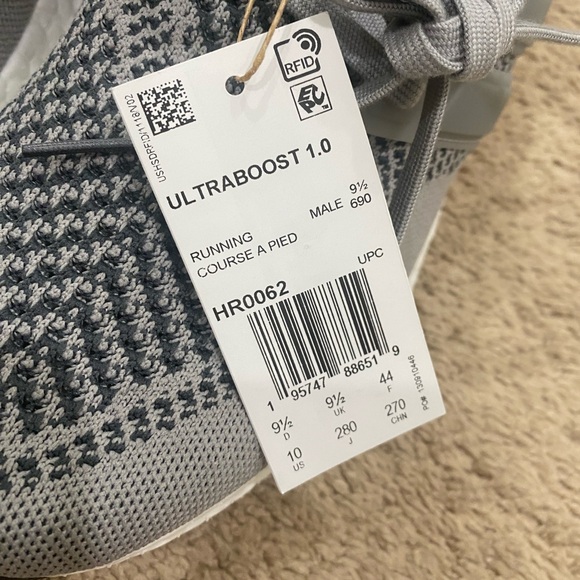 Adidas Ultraboost 1.O DNA Grey Scarlet Shoes - Picture 3 of 4